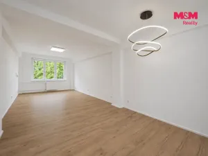 Prodej bytu 4+1, Pardubice, Palackého třída, 91 m2