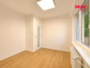 Prodej bytu 4+1, Pardubice, Palackého třída, 91 m2
