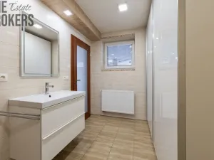 Prodej bytu 3+kk, Praha - Sedlec, Při hranici, 64 m2