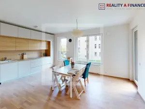 Prodej bytu 3+kk, Praha - Hloubětín, Waltariho, 80 m2