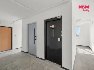 Prodej bytu 1+kk, Kladno - Kročehlavy, Švýcarská, 27 m2