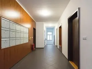 Pronájem bytu 2+kk, Praha - Nusle, Jaurisova, 51 m2