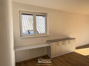 Pronájem bytu 2+kk, Hranice - Hranice I-Město, Pernštejnské náměstí, 55 m2