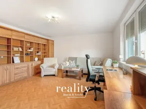 Prodej bytu 2+1, Znojmo, náměstí Svobody, 76 m2