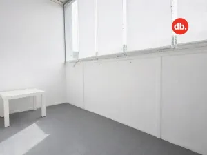 Pronájem bytu 2+1, Karlovy Vary, Lidická, 64 m2