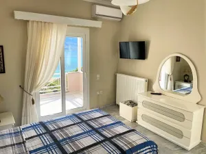 Prodej rodinného domu, Korfu, Řecko, 320 m2