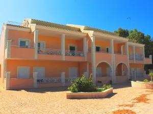 Prodej ubytování, Korfu, Jónské Ostrovy, Řecko, 490 m2