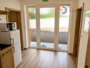 Prodej ubytování, Bavory, 323 m2