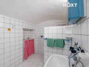 Pronájem skladu, Podmokly, 98 m2
