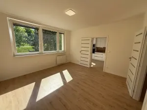 Prodej bytu 2+kk, Zlín, Větrná, 42 m2