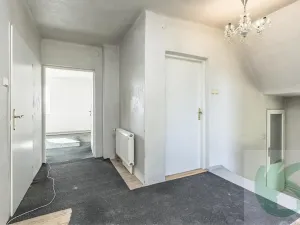 Prodej rodinného domu, Liberec, Charbinská, 240 m2