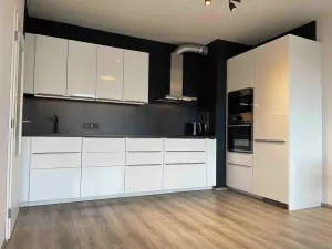 Pronájem bytu 2+kk, Praha, Za černým mostem, 50 m2
