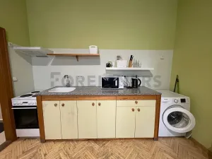 Pronájem bytu 2+kk, Hradec Králové, Komenského, 40 m2
