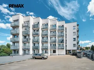 Prodej bytu 2+kk, Praha - Hostivař, Hornoměcholupská, 45 m2