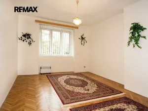 Pronájem bytu 2+kk, Praha - Nusle, Kloboučnická, 47 m2