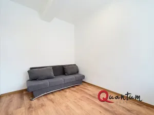 Prodej bytu 1+kk, Praha - Suchdol, Suchdolské náměstí, 19 m2