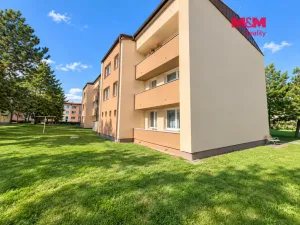 Prodej bytu 2+1, Lubenec, Pražská, 55 m2