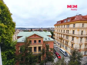 Pronájem bytu 1+1, Praha - Vinohrady, Šafaříkova, 31 m2