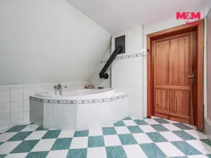 Prodej rodinného domu, Mnichovice - Božkov, Nad rybníkem, 312 m2