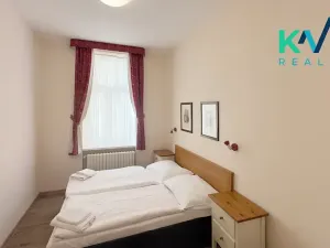 Pronájem bytu 2+kk, Karlovy Vary, Tylova, 34 m2