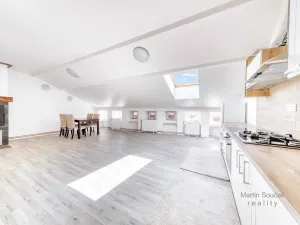 Prodej bytu 2+kk, Praha - Střešovice, Na Petynce, 89 m2