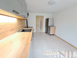 Pronájem rodinného domu, Plzeň, Pode Dvory, 80 m2