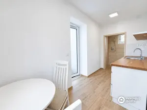 Pronájem kanceláře, Velká Bíteš, Lánice, 43 m2