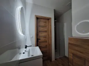Pronájem bytu 2+kk, Praha - Břevnov, Bělohorská, 50 m2
