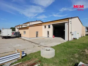 Prodej obchodního prostoru, Zbraslavice, 1381 m2
