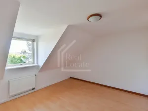 Pronájem rodinného domu, Praha - Dolní Chabry, Podhorská, 230 m2