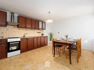 Prodej rodinného domu, Malešovice, 238 m2