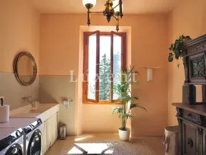 Prodej vily, Loro Ciuffenna, Itálie, 900 m2