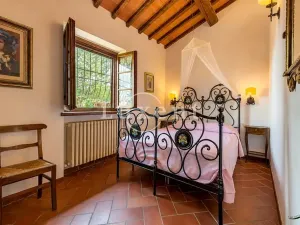 Prodej výrobních prostor, Castellina in Chianti, Itálie, 1130 m2
