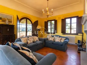 Prodej vily, Lucca, Itálie, 800 m2