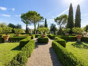 Prodej vily, Lucca, Itálie, 800 m2