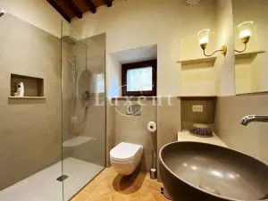 Prodej vily, Cortona, Itálie, 250 m2