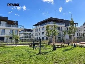 Pronájem bytu 3+kk, Praha - Dolní Chabry, U Traktorky, 77 m2
