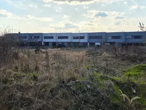 Dražba pozemku pro bydlení, Praha - Ďáblice, Červenomlýnská, 3900 m2