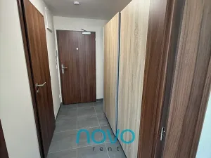 Pronájem bytu 1+kk, Praha - Hostivař, Arnošta Staňka, 35 m2
