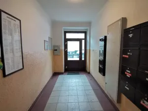 Prodej bytu 2+1, Praha - Kobylisy, Pod Kynclovkou, 65 m2