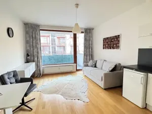 Pronájem bytu 1+kk, Praha - Košíře, Pod Kavalírkou, 33 m2