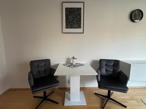 Pronájem bytu 1+kk, Praha - Košíře, Pod Kavalírkou, 33 m2