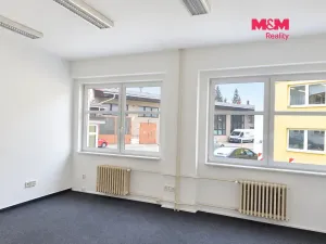 Pronájem kanceláře, Hradec Králové - Plotiště nad Labem, Koutníkova, 29 m2