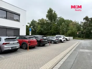 Pronájem obchodního prostoru, Pardubice - Zelené Předměstí, Jiráskova, 12 m2
