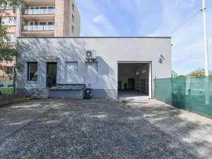 Prodej skladu, Praha - Horní Počernice, Komárovská, 210 m2