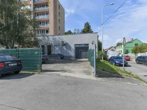 Prodej výrobních prostor, Praha - Horní Počernice, Komárovská, 210 m2