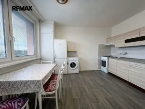 Pronájem bytu 1+1, Hodonín, Velkomoravská, 31 m2
