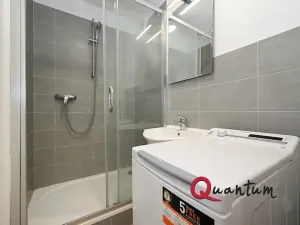 Pronájem bytu 2+kk, Praha - Žižkov, Roháčova, 43 m2