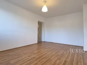 Pronájem bytu 1+1, Písek, Sovova, 34 m2