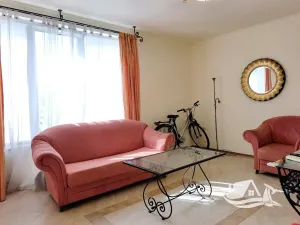 Prodej bytu 2+kk, Nesebar, Bulharsko, 67 m2